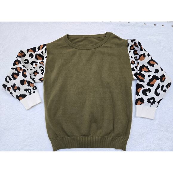 Leopard Print and Olive Green Long Sleeve Shirt Womens Sz. L - Picture 1 of 4